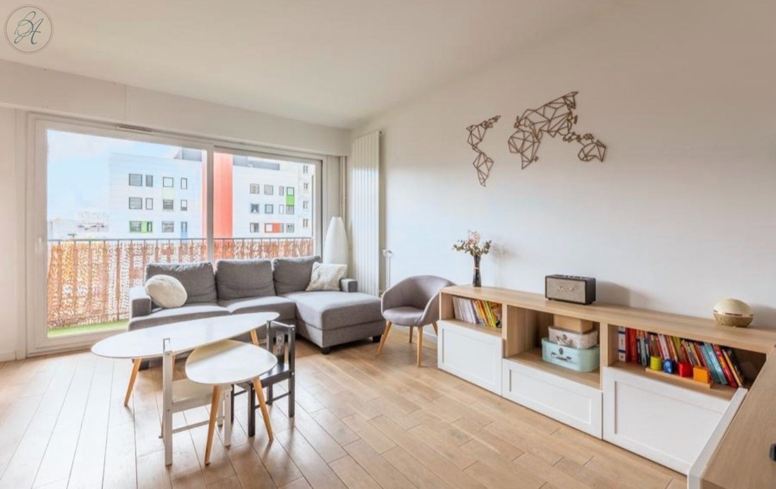 Apartment in Espaces Jeunes, Issy-les-Moulineaux, France 5 - 15908102
