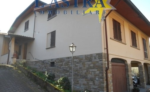 House in Saint Piero a Ponti - Saint Mauro, Signa, Tuscany 1