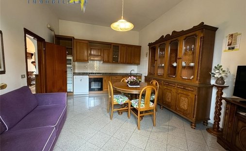 House in Center, Lastra a Signa, Tuscany 1