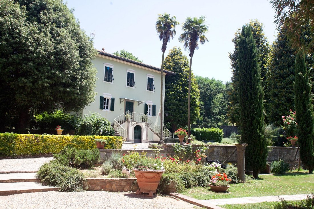 Villa in Novoli - Parco San Donato, Florence, Italy 2 - 15908784