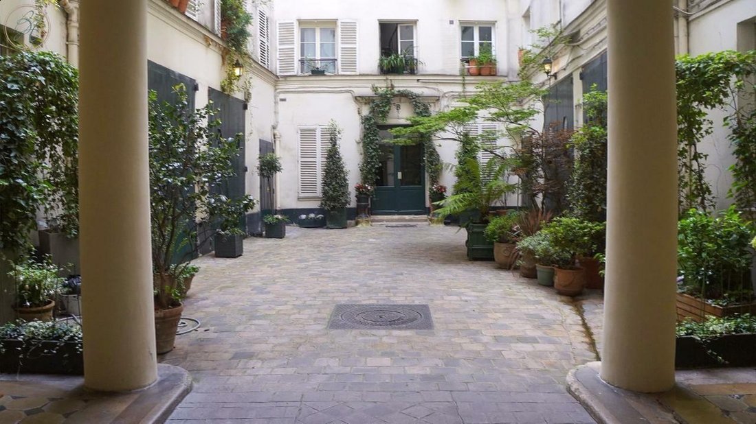 Apartment in Grange Aux Belles-Terrage, Paris 10e Arrondissement, Paris 1 - 15909557