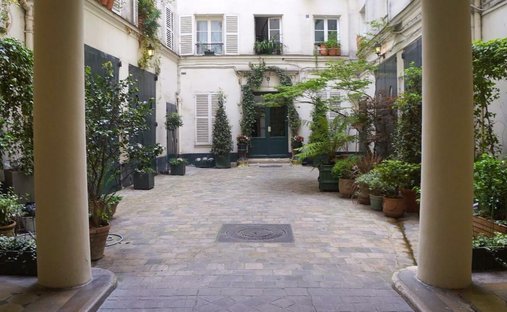 Apartment in Grange Aux Belles-Terrage, Paris 10e Arrondissement, Paris 1