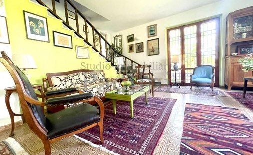 Villa à Centre, Massa, Italie 1