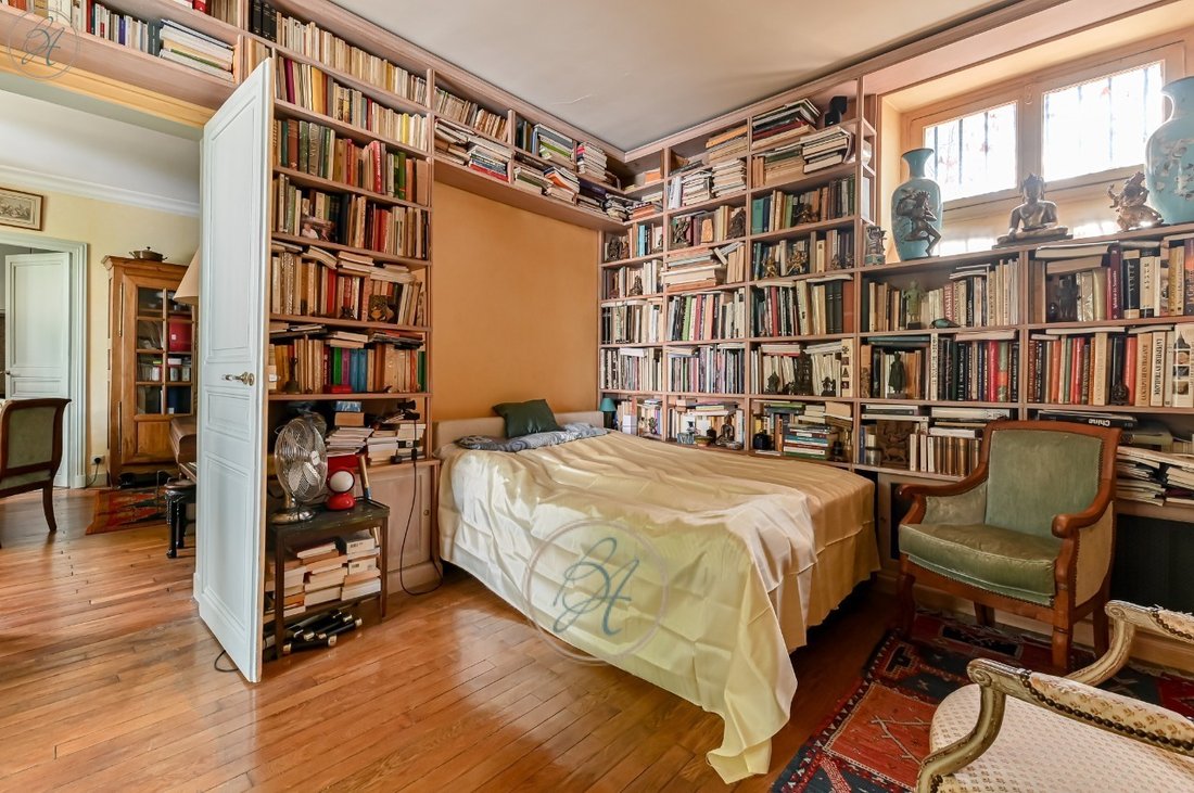 Apartment in Grange Aux Belles-Terrage, Paris 10e Arrondissement, Paris 5 - 15910253