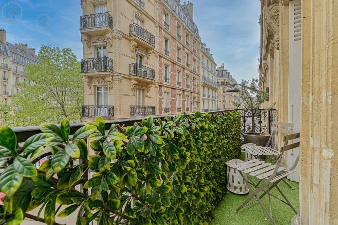 Apartment in Pereire-Malesherbes, Paris 17e Arrondissement, Paris 1 - 15910281