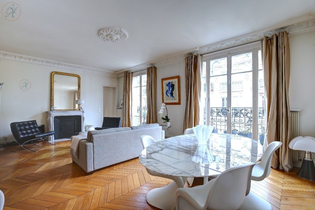 Apartment in Pereire-Malesherbes, Paris 17e Arrondissement, Paris 3 - 15909198