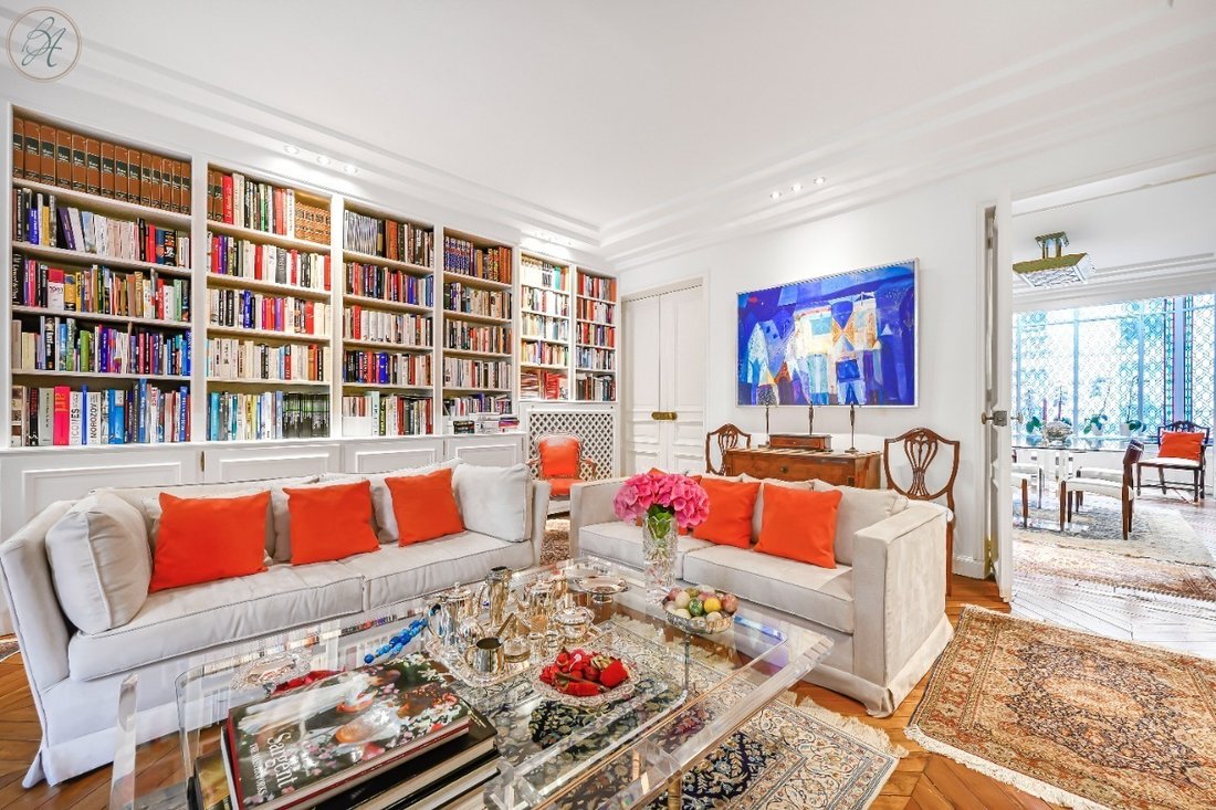 Apartment in Pereire-Malesherbes, Paris 17e Arrondissement, Paris 5 - 15910370