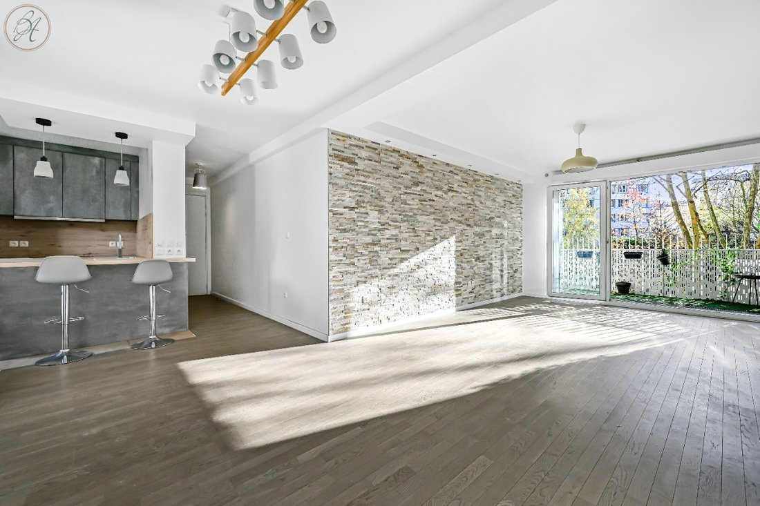 Apartment in Espaces Jeunes, Issy-les-Moulineaux, France 5 - 15910524