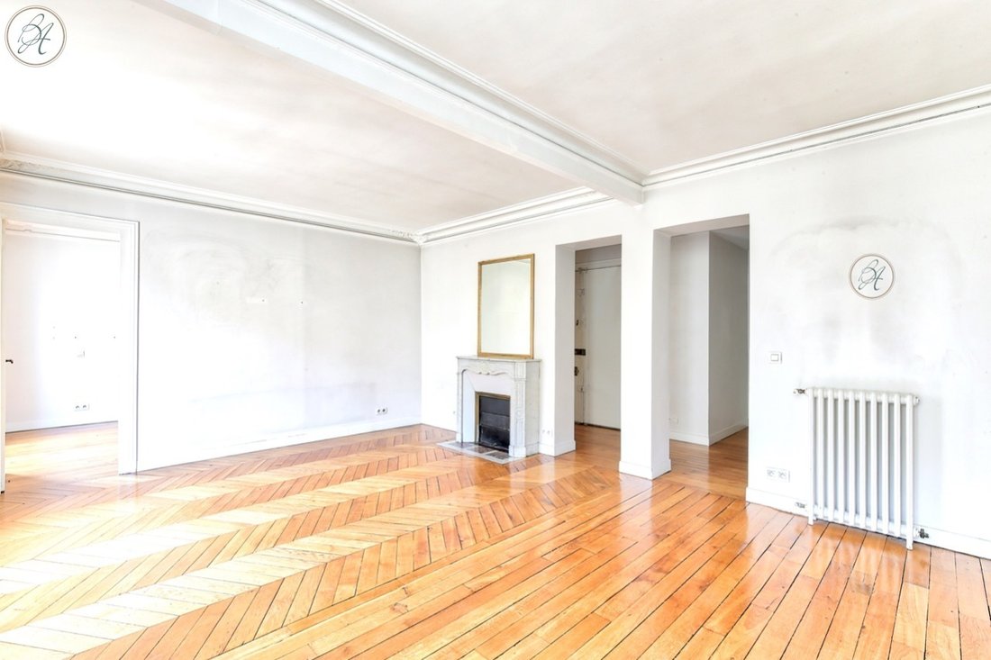Apartment in Pereire-Malesherbes, Paris 17e Arrondissement, Paris 3 - 15909053