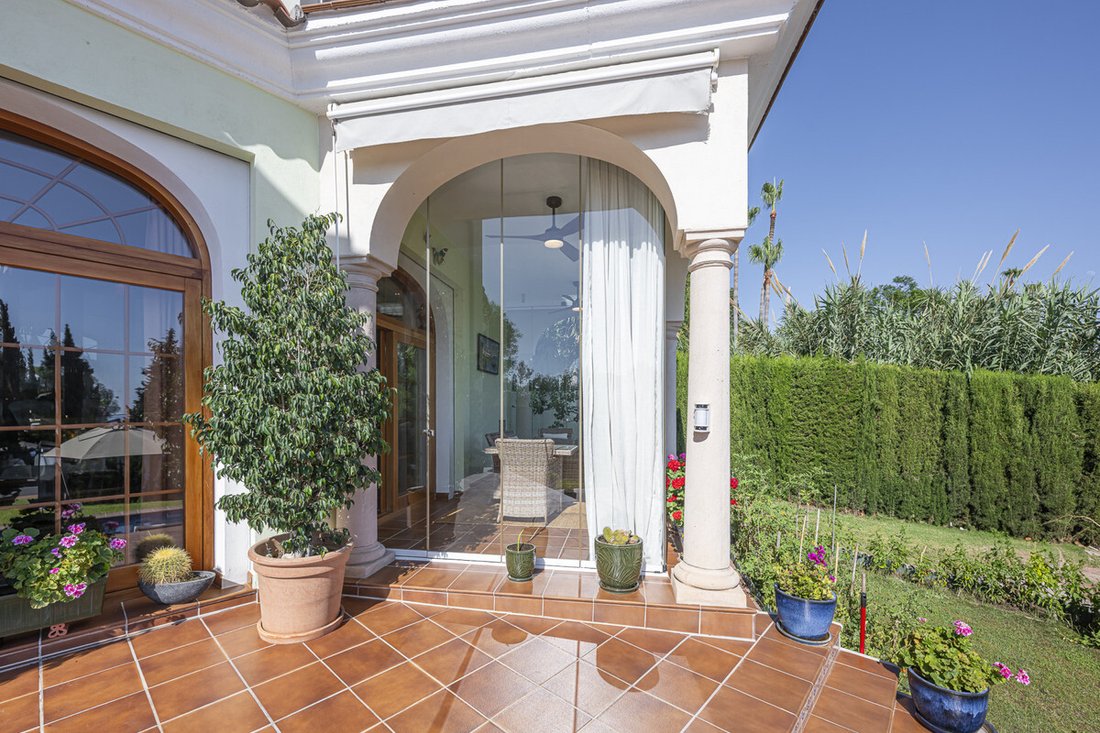 Villa in Marbella, Andalusia, Spain 4 - 15911449