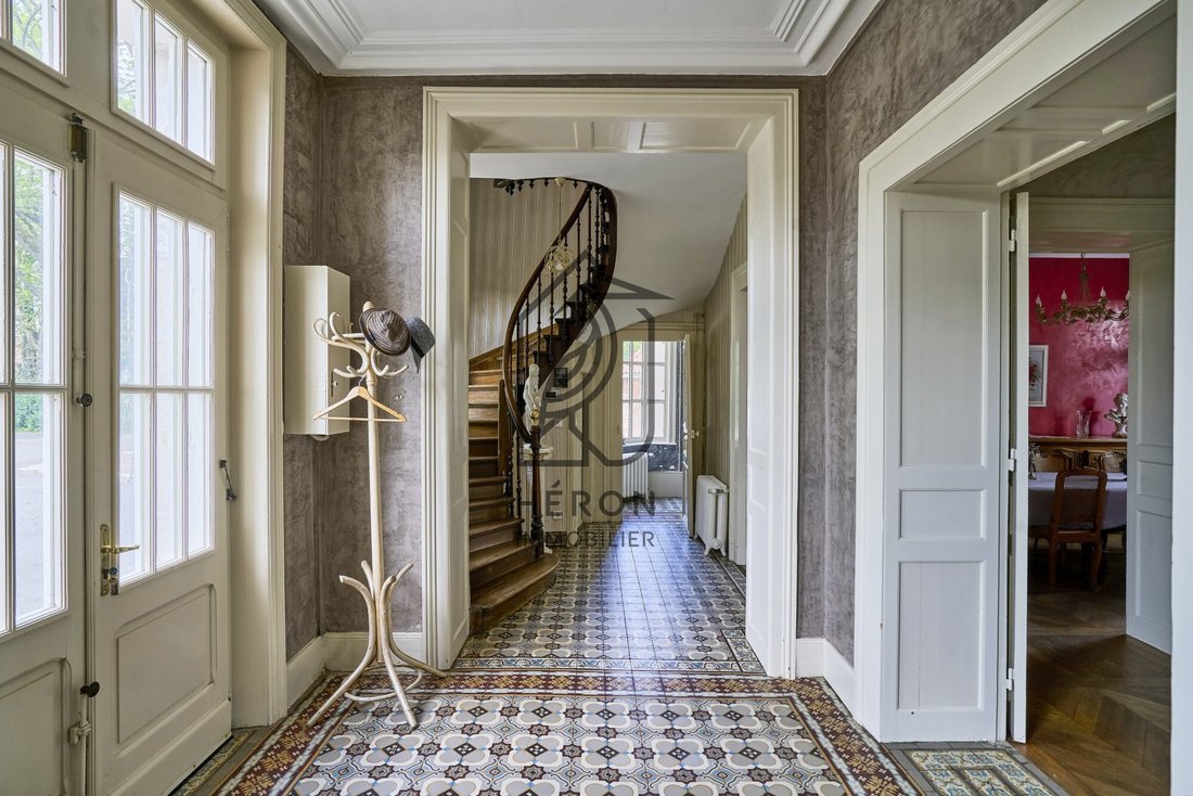 Château Divion: A Whisper of 1850’s Grandeur in Sunlit Seclusion