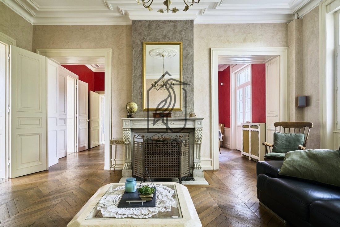 Château Divion: A Whisper of 1850’s Grandeur in Sunlit Seclusion