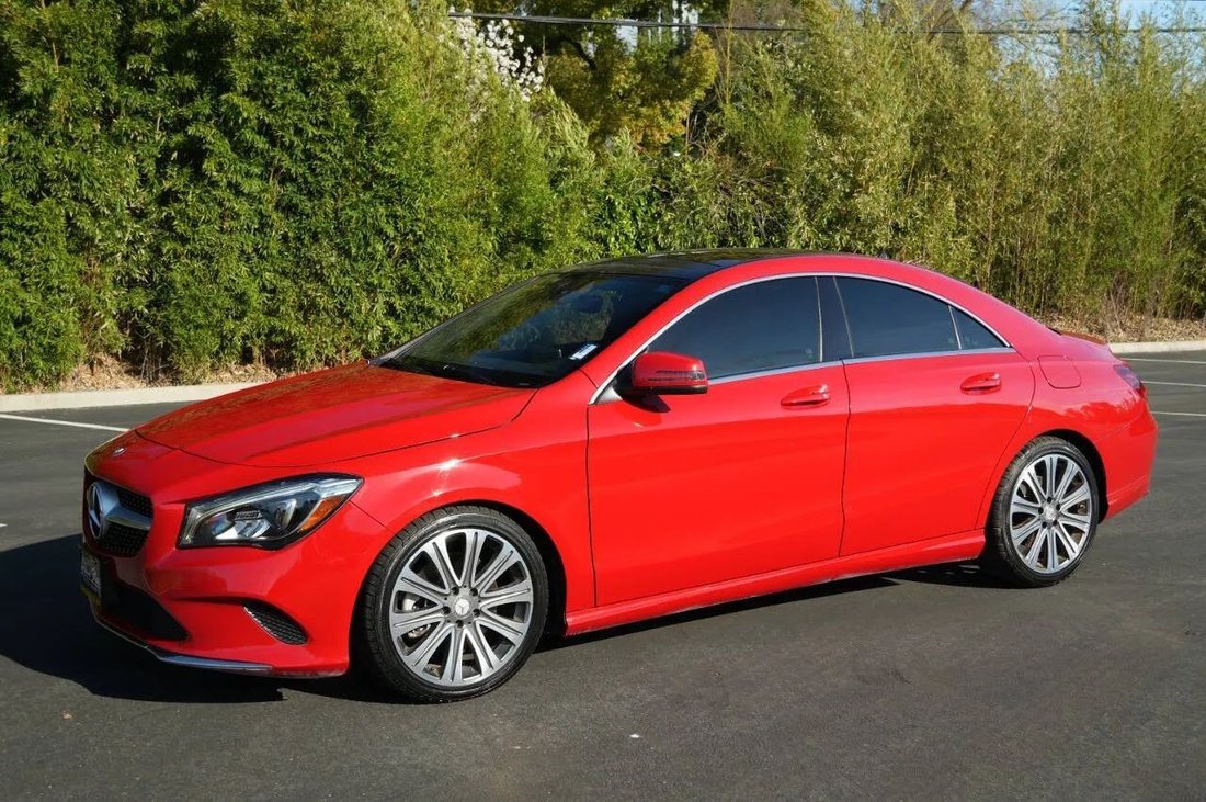 Coupe in Sacramento, CA, United States 5 - 15504959