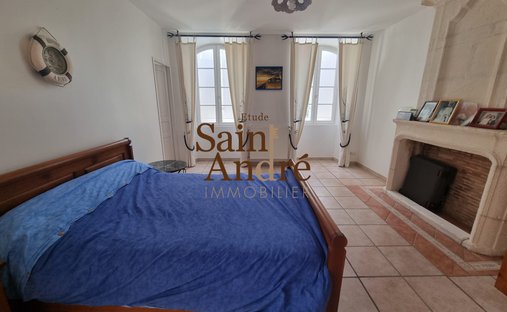 Castle for Sale in Dirac, Nouvelle-Aquitaine, France