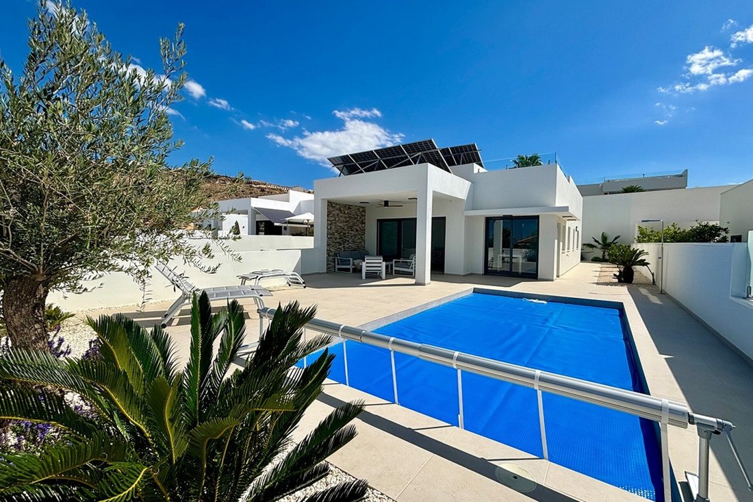 Villa in Benijofar, Valencian Community, Spain 1 - 15912905