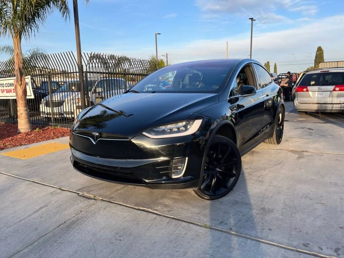 Suv in Spring Valley, CA, United States 4 - 14218531