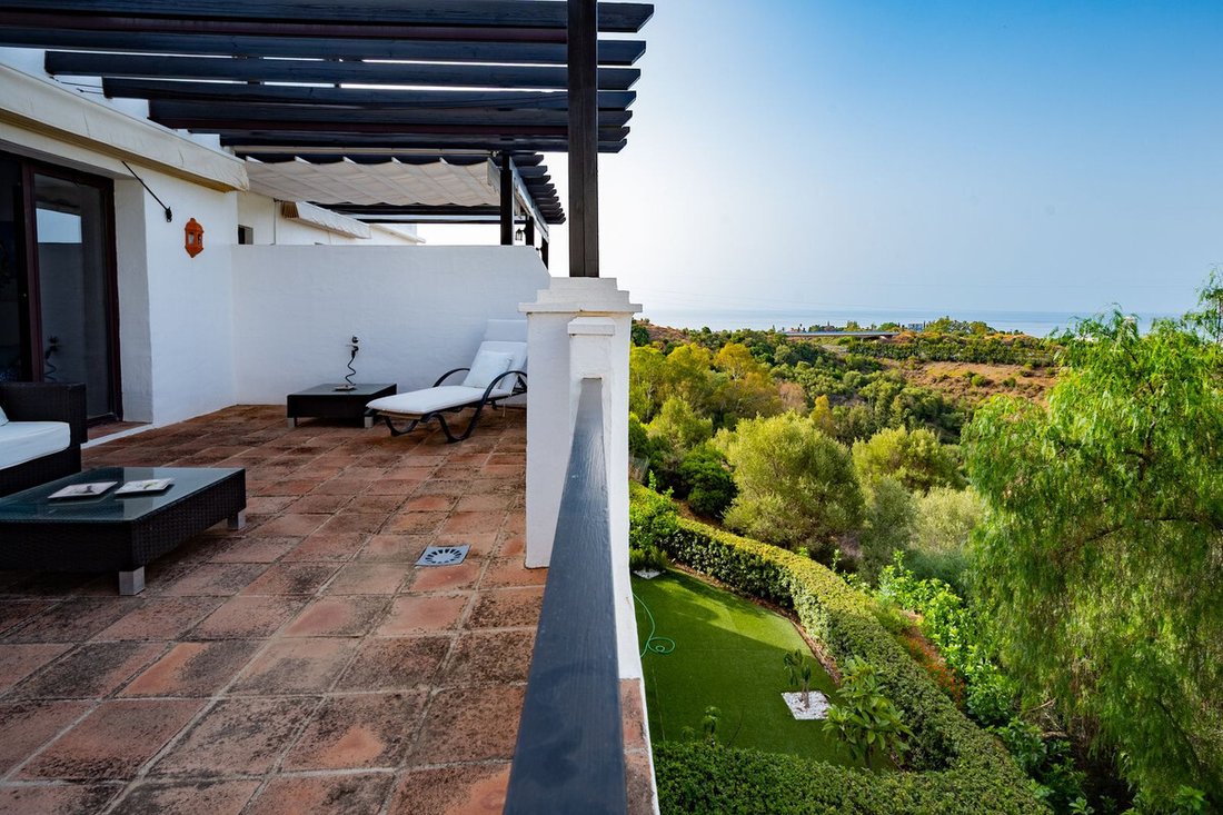 Apartment in Marbella, Andalusia, Spain 2 - 15912901