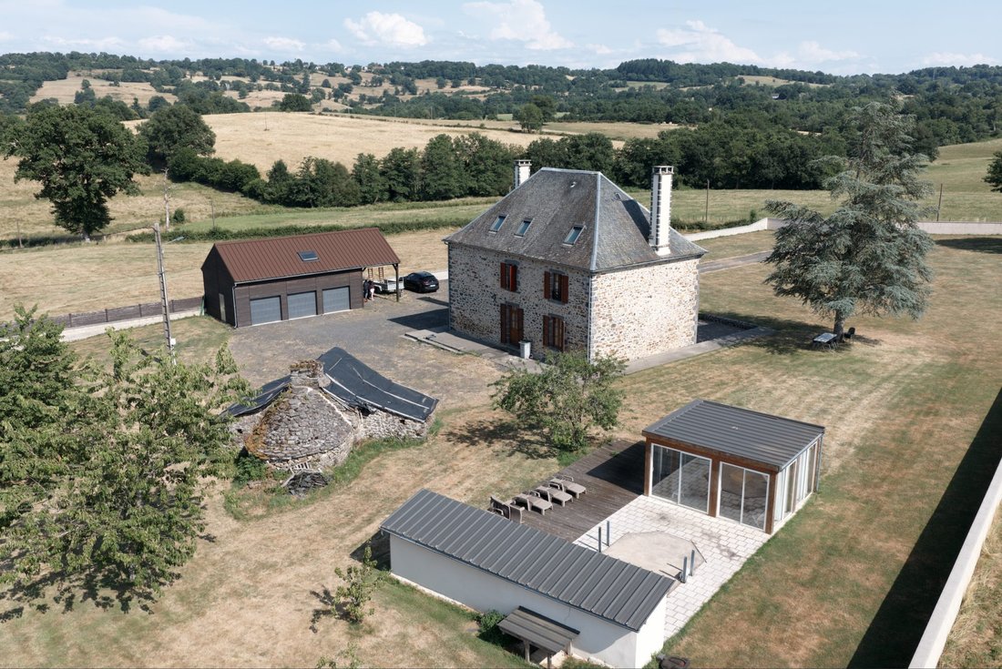 House in Chalvignac, Auvergne-Rhône-Alpes, France 1 - 15582855