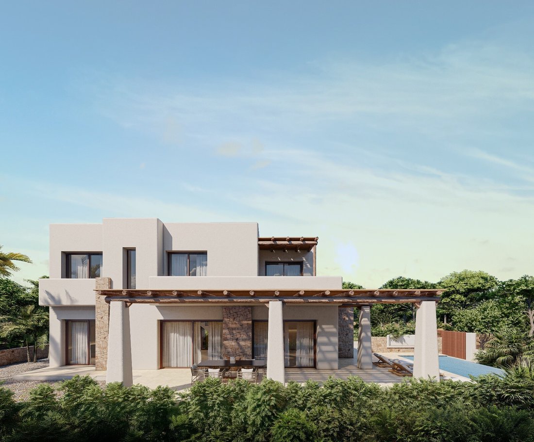 Villa in Calp / Calpe, Valencian Community, Spain 2 - 15556925