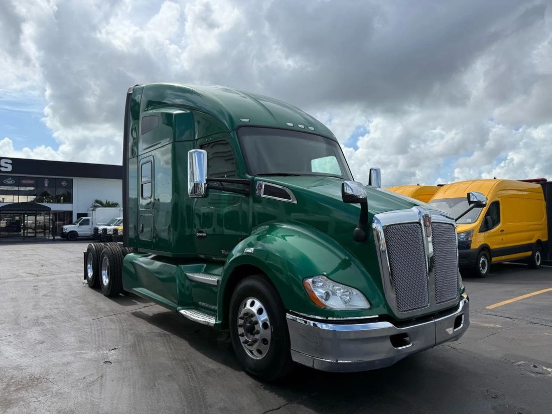 2019 Kenworth T600 T680 Aerodynamic in Miami, FL, United States 3 - 15277756