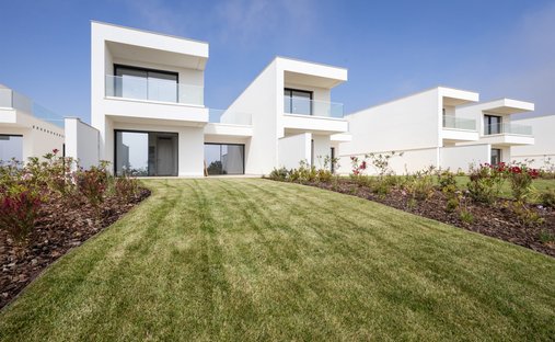 House in Lagoa e Carvoeiro, Algarve, Portugal 1