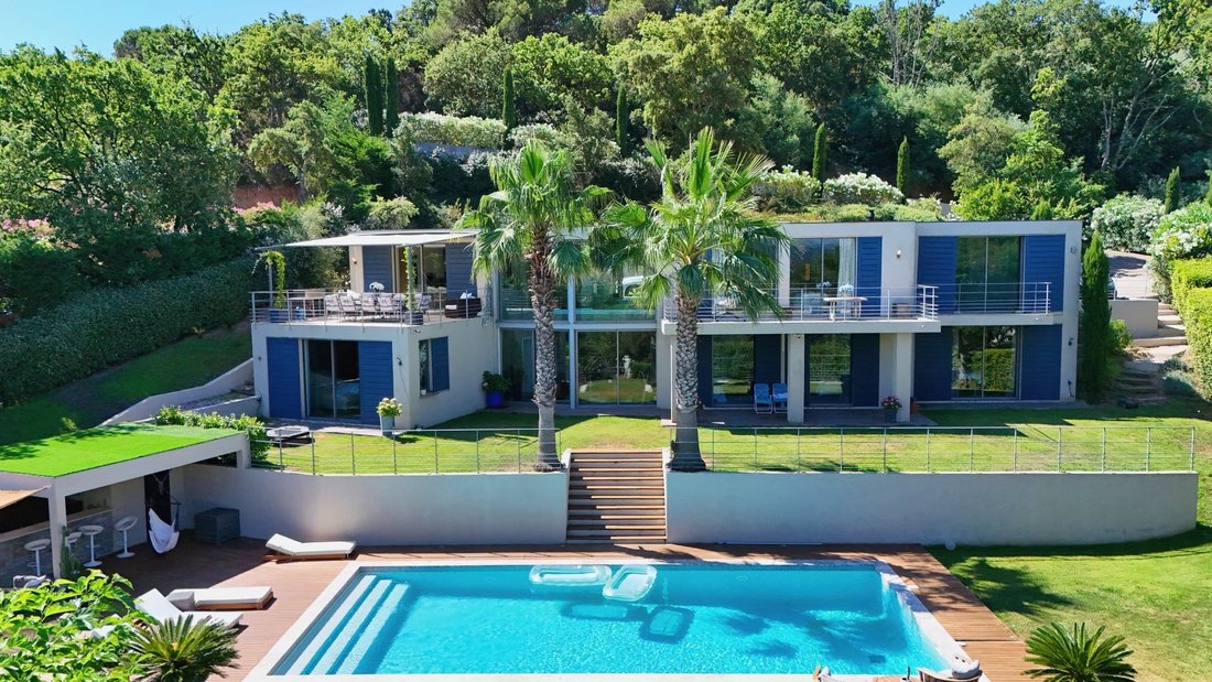 Villa in Ramatuelle, Provence-Alpes-Côte d'Azur, France 3 - 14967120