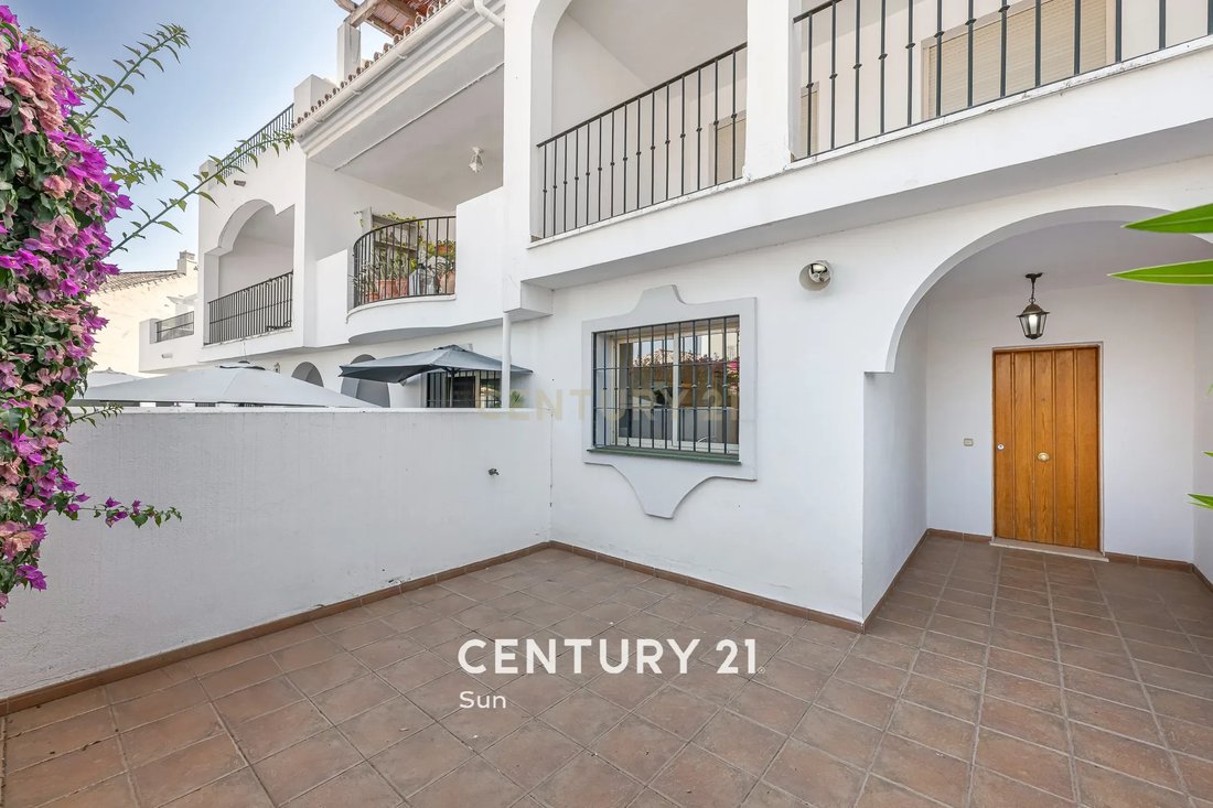 Villa in Nueva Andalucia, Marbella, Spain 4 - 15866843