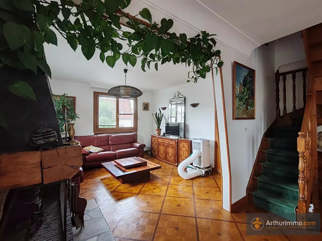 House in Léon Blum - Winston Churchill, Livry-Gargan, France 5 - 15885369