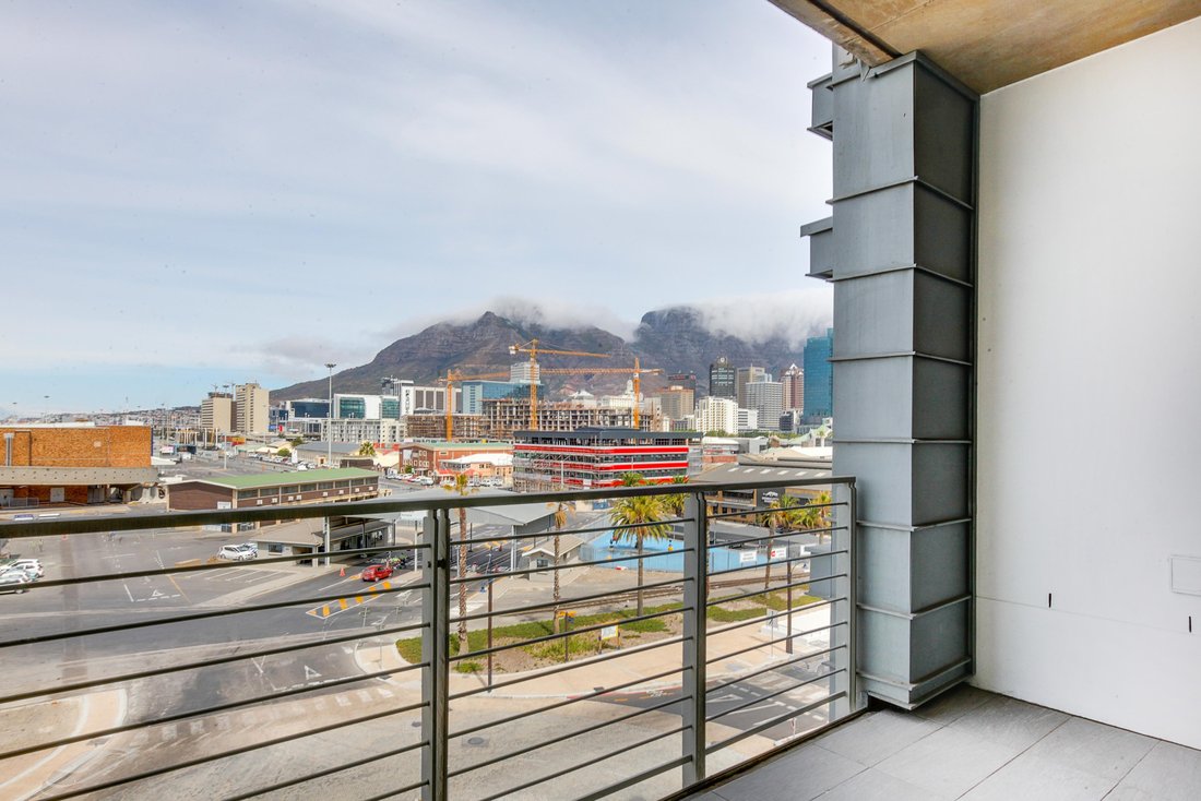Apartment in Cape Town, Western Cape, South Africa 3 - 15914944