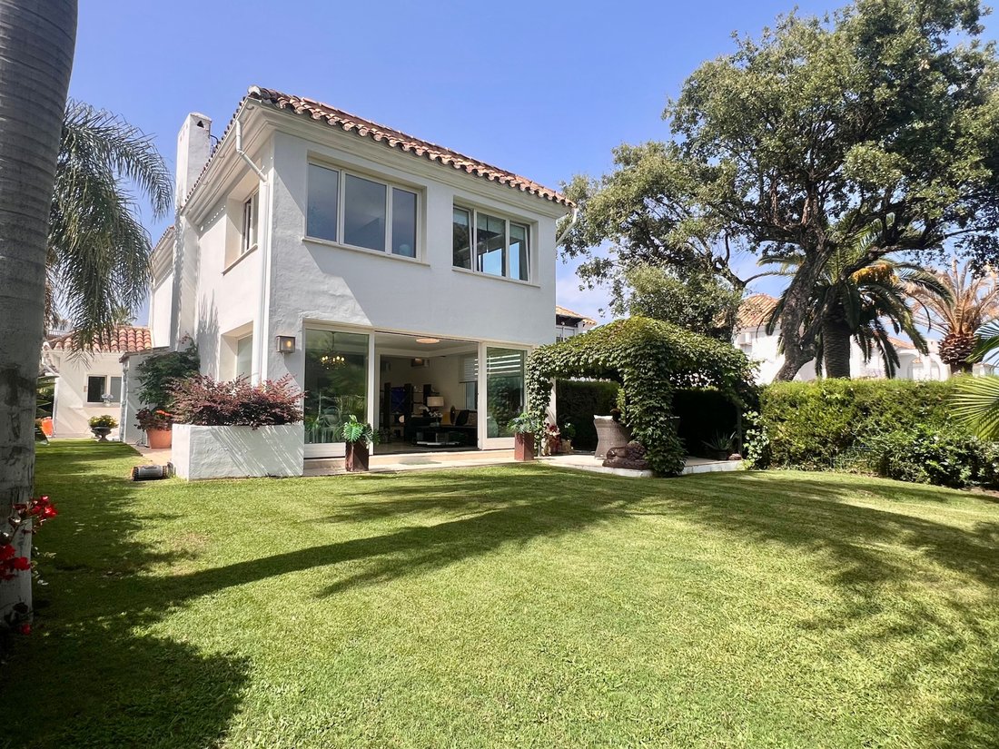 Villa in Puerto De Cabopino, Elviria-Cabopino, Marbella 1 - 15892684