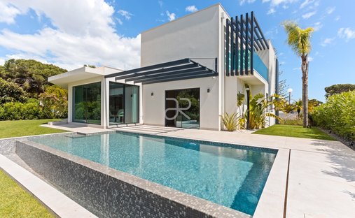 Villa in Quarteira, Portugal 1