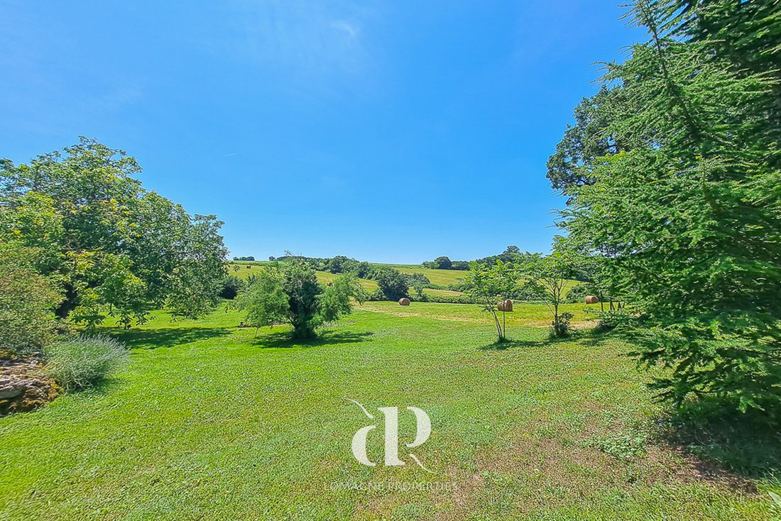 Whispers of Gascony: A 26-Hectare Sanctuary of Stone & Sunlight in La Romieu
