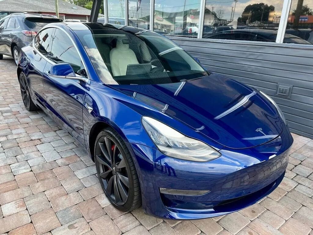 Sedan in Tampa, FL, United States 4 - 15820566