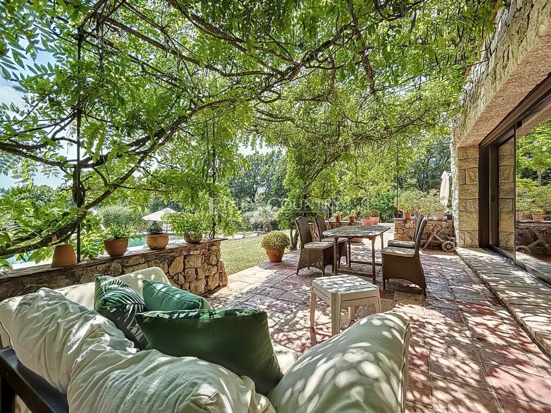 Country House in Fayence, Provence-Alpes-Côte d'Azur, France 3 - 15913625