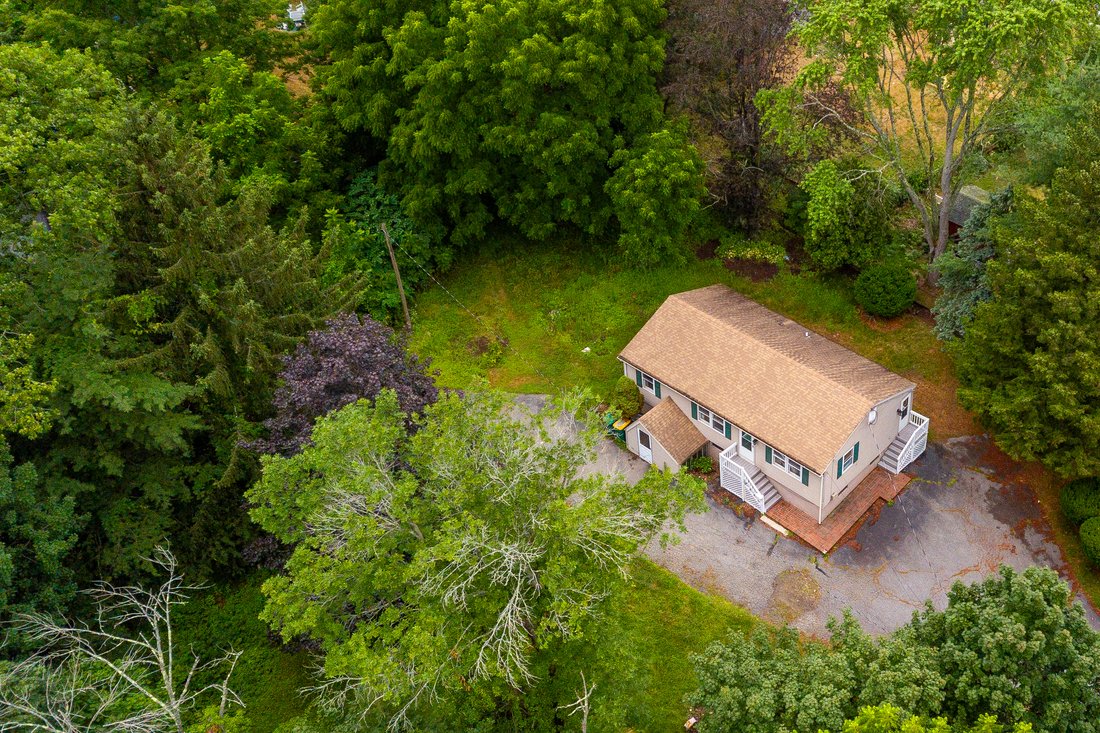 146 Burlington Street Woburn - 1100xxs 