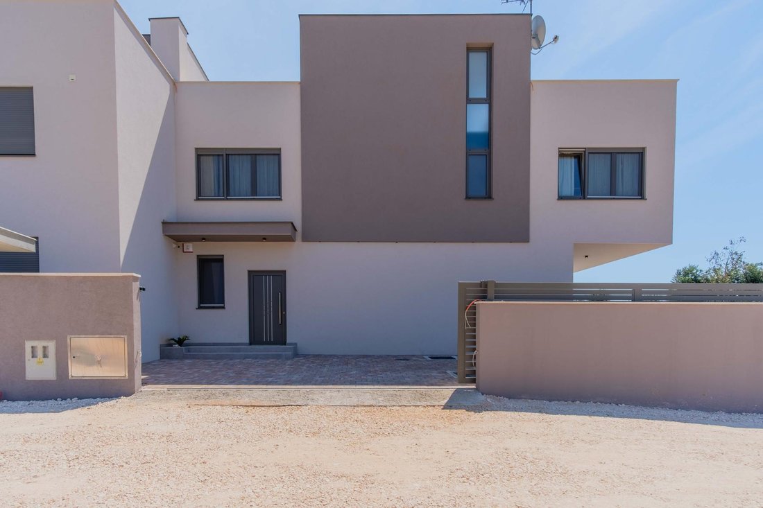 Villa in Liznjan, Istria County, Croatia 2 - 15915997