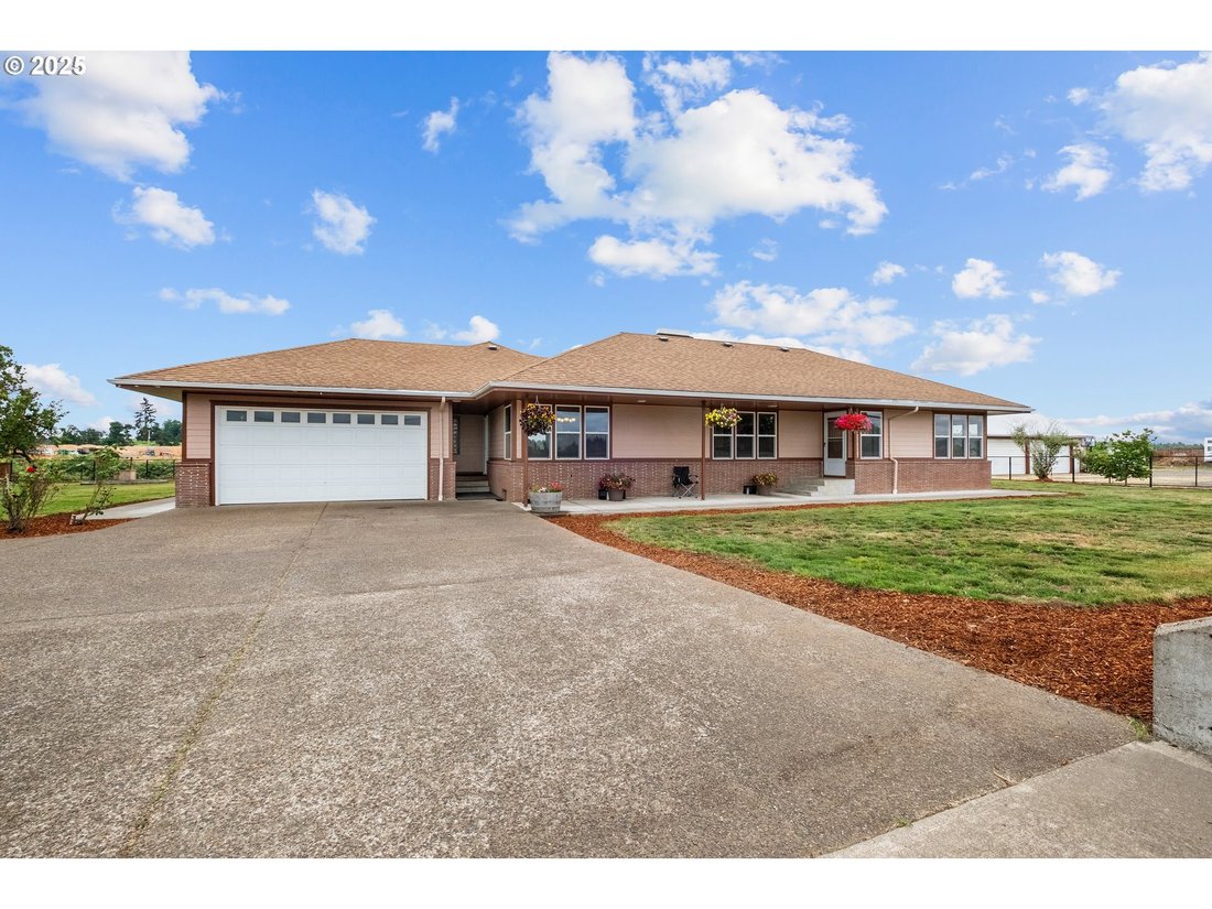 House in Turner, Oregon, United States 1 - 15914839