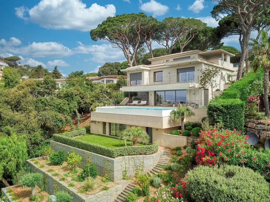 Villa in Basse Suane-Les Virgiles, Sainte-Maxime, France 1 - 15915545