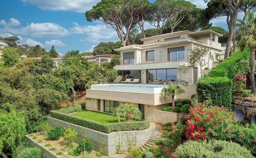 Villa in Basse Suane-Les Virgiles, Sainte-Maxime, France 1