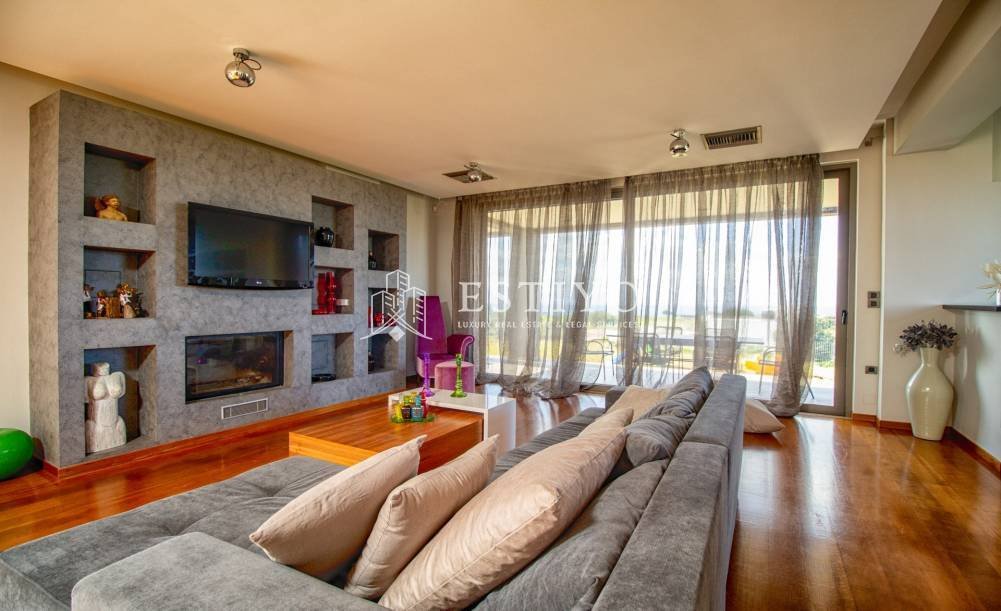 Villa in Thira, Aegean, Greece 3 - 15914641