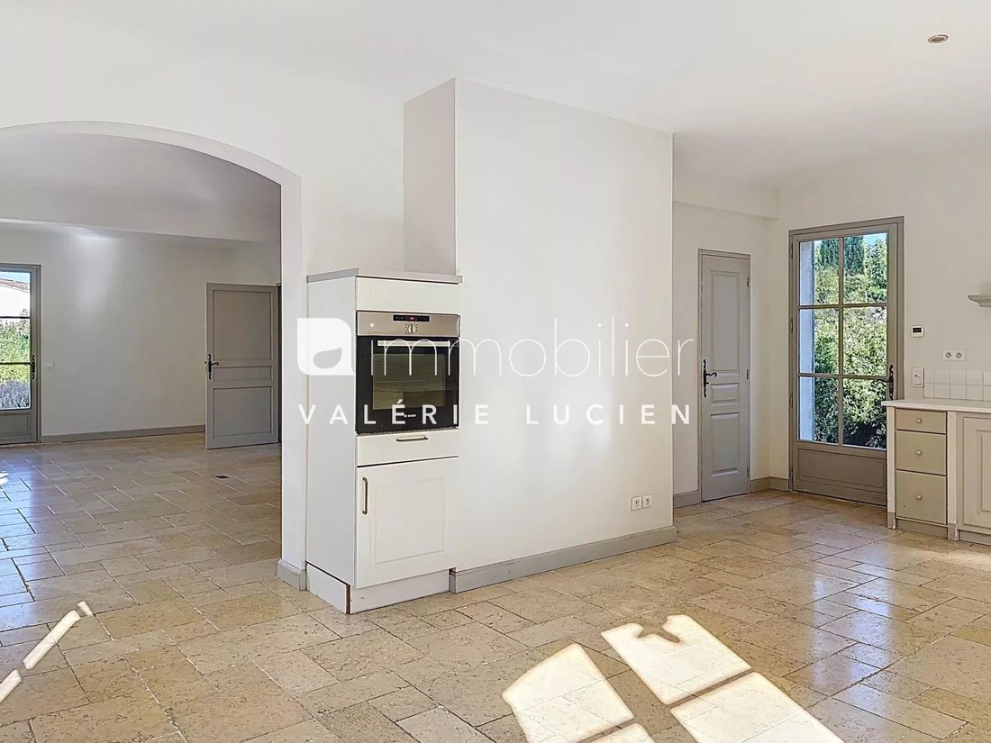 House in Maussane-les-Alpilles, Provence-Alpes-Côte d'Azur, France 5 - 15914011