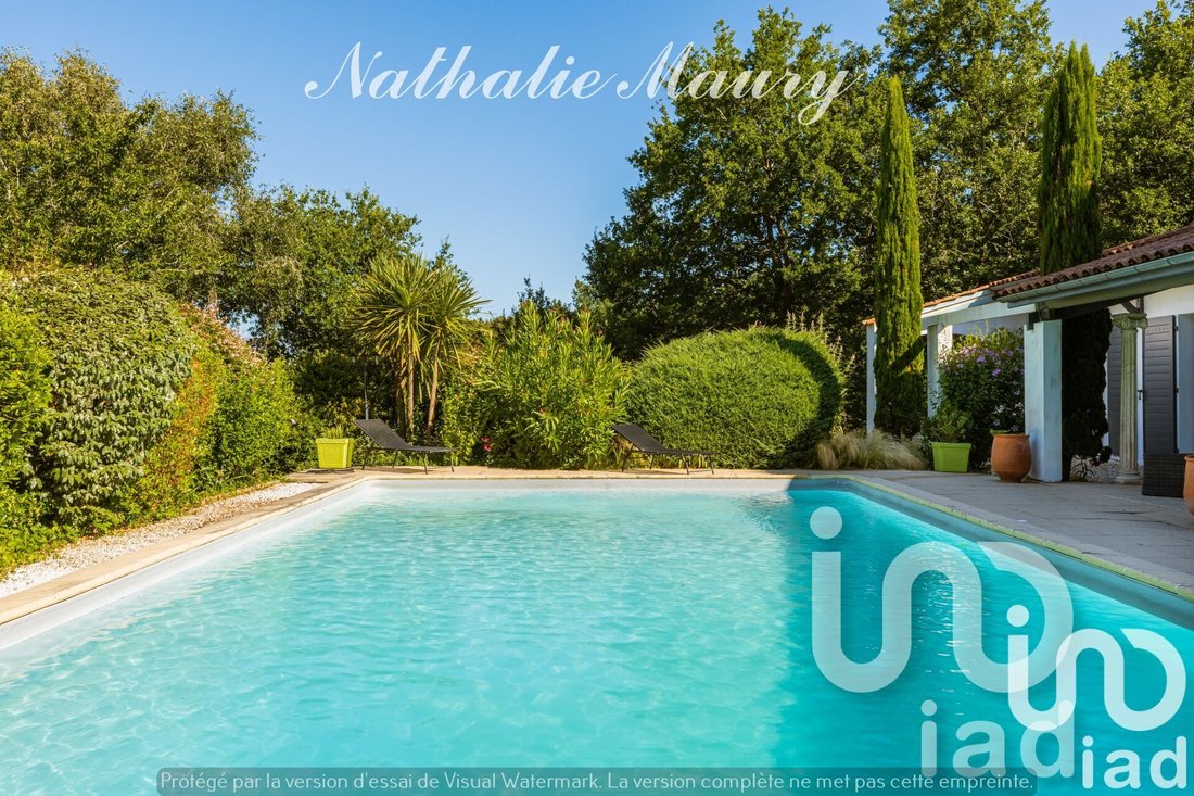 House in Breuillet, Nouvelle-Aquitaine, France 4 - 15699358