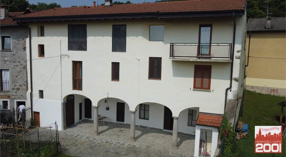 Villa in Cadegliano-Viconago, Lombardy, Italy 3 - 15915582
