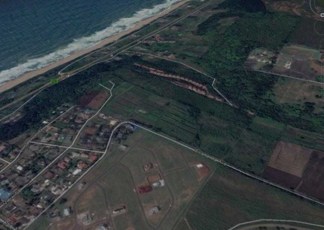 Land in Umdloti Beach, KwaZulu-Natal, South Africa 1 - 15916967