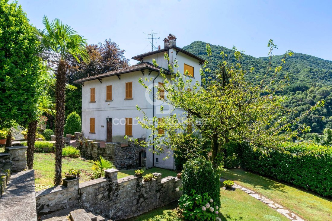 Villa in Dizzasco, Lombardy, Italy 1 - 15916449