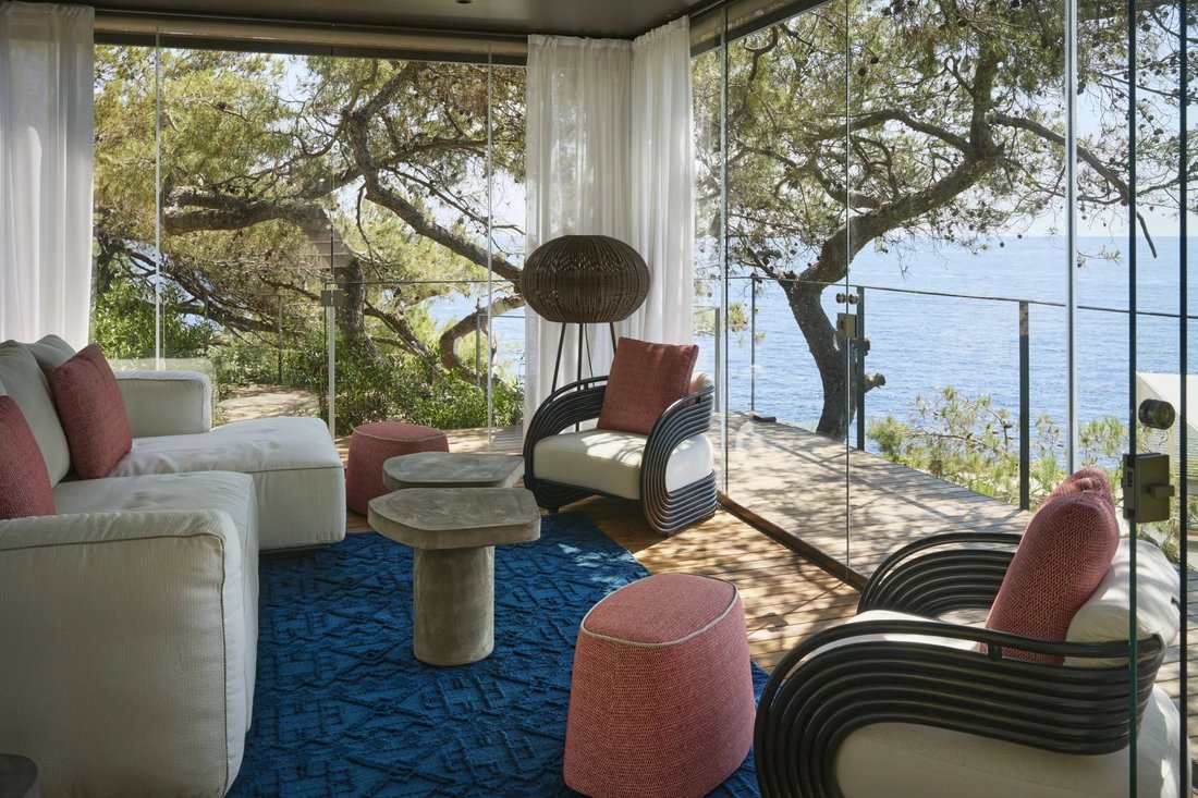 Villa in Saint-Jean-Cap-Ferrat, Provence-Alpes-Côte d'Azur, France 3 - 12053571