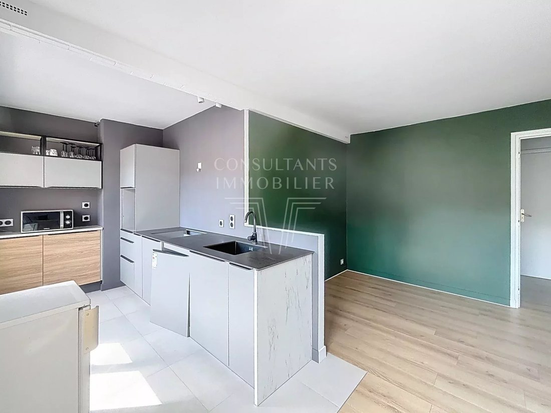 Apartment in Ternes-Maillot, Paris 17e Arrondissement, Paris 5 - 15917501