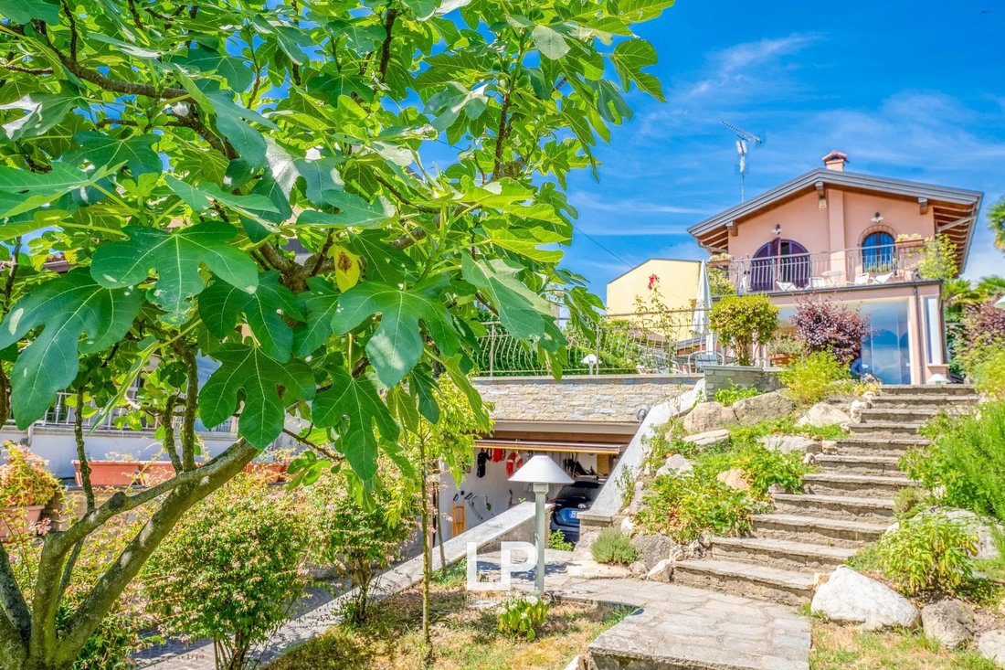 Villa in Meina, Piedmont, Italy 4 - 15913477