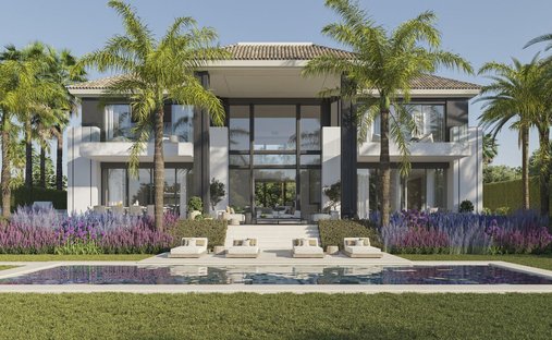 Villa in Puerto Banus, Marbella, Spain 1