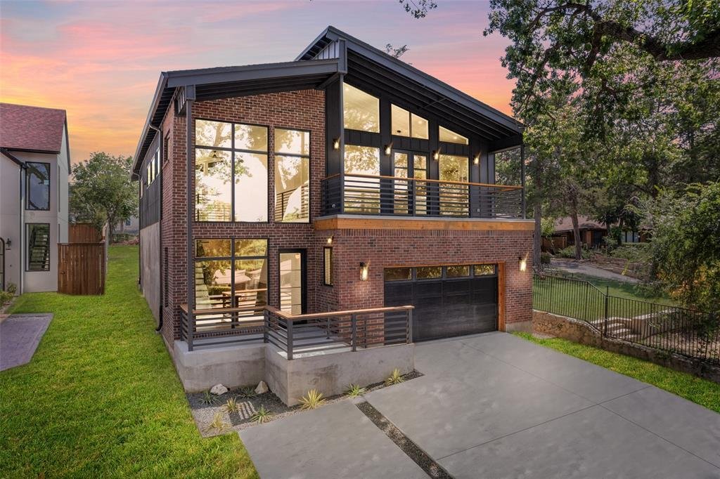 House in Dallas, Texas, United States 1 - 15916315